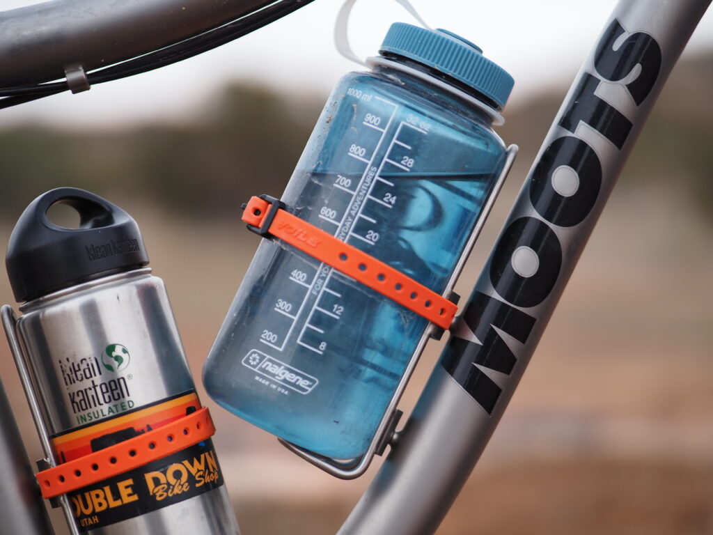 Mountain Bike Water Bottle Holder for a Nalgene 32 oz (1000 mL